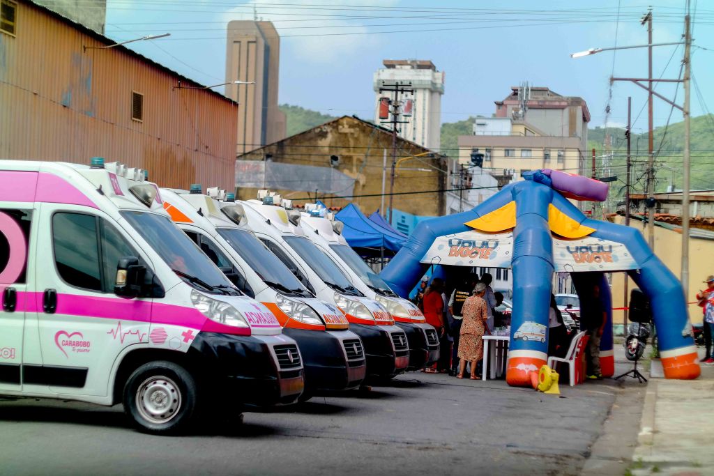 Atendidos adultos mayores en las Cocuicitas II - Agencia Carabobeña de Noticias