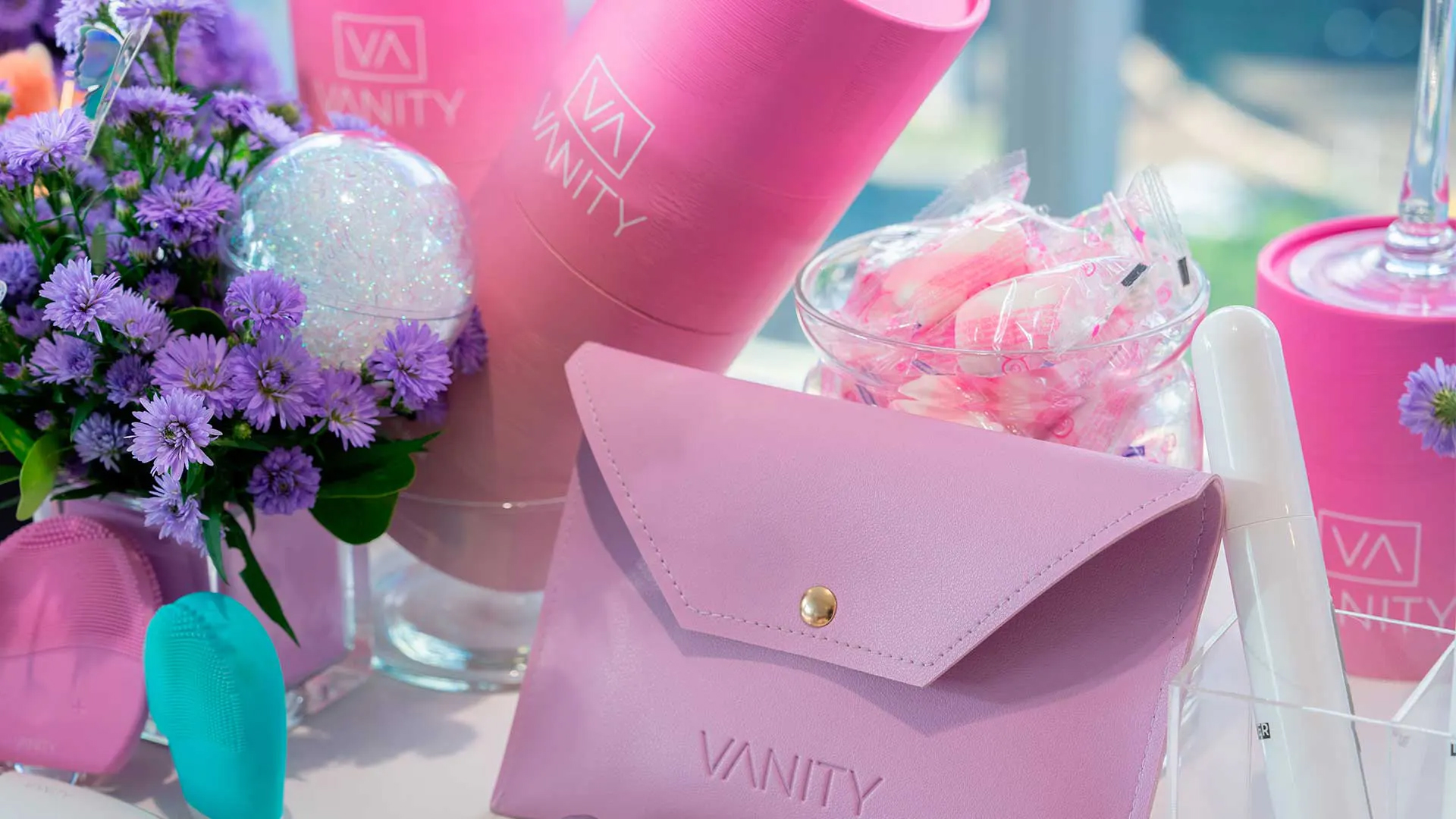 Segundo aniversario de Vanity