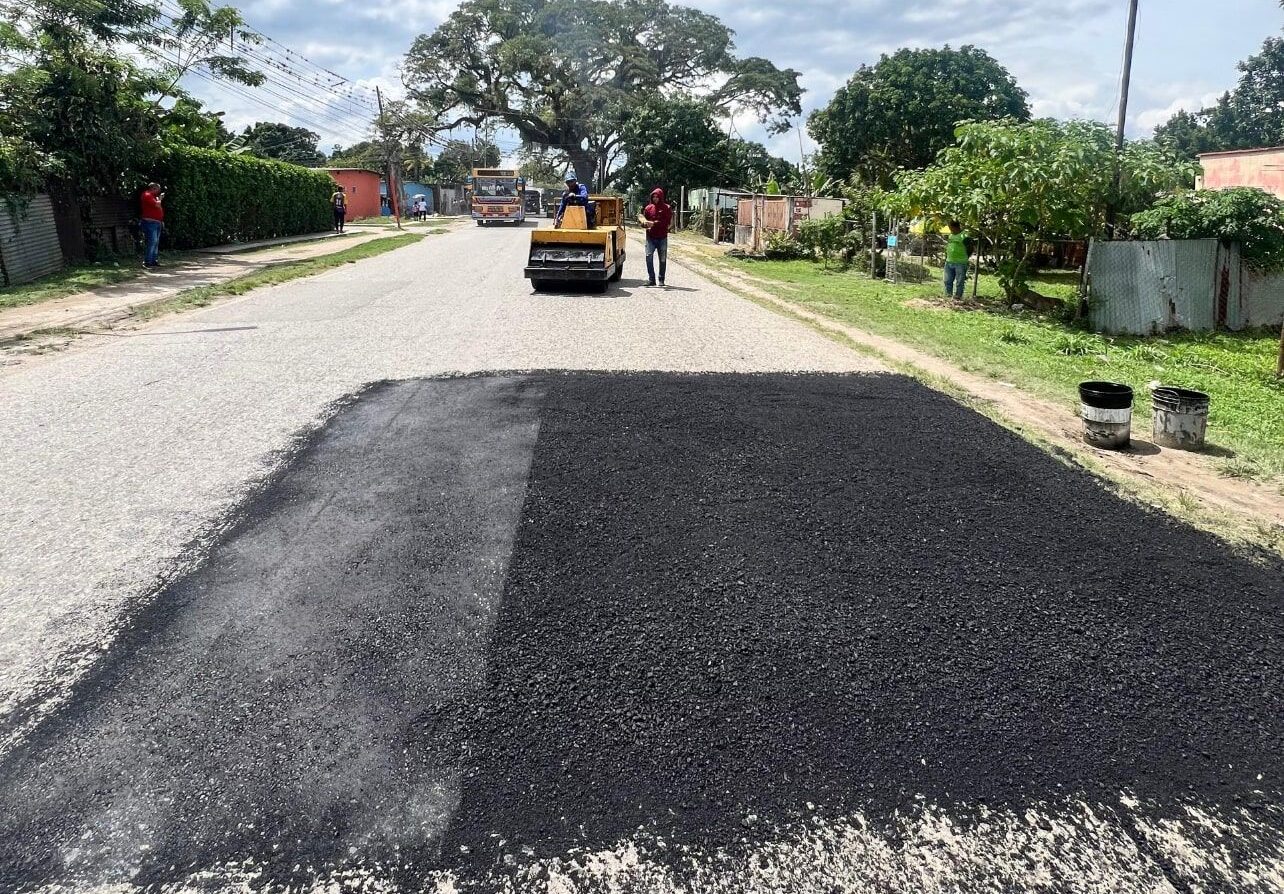 Bacheo y asfaltado en Carretera Nacional Güigüe-Valencia - Agencia Carabobeña de Noticias