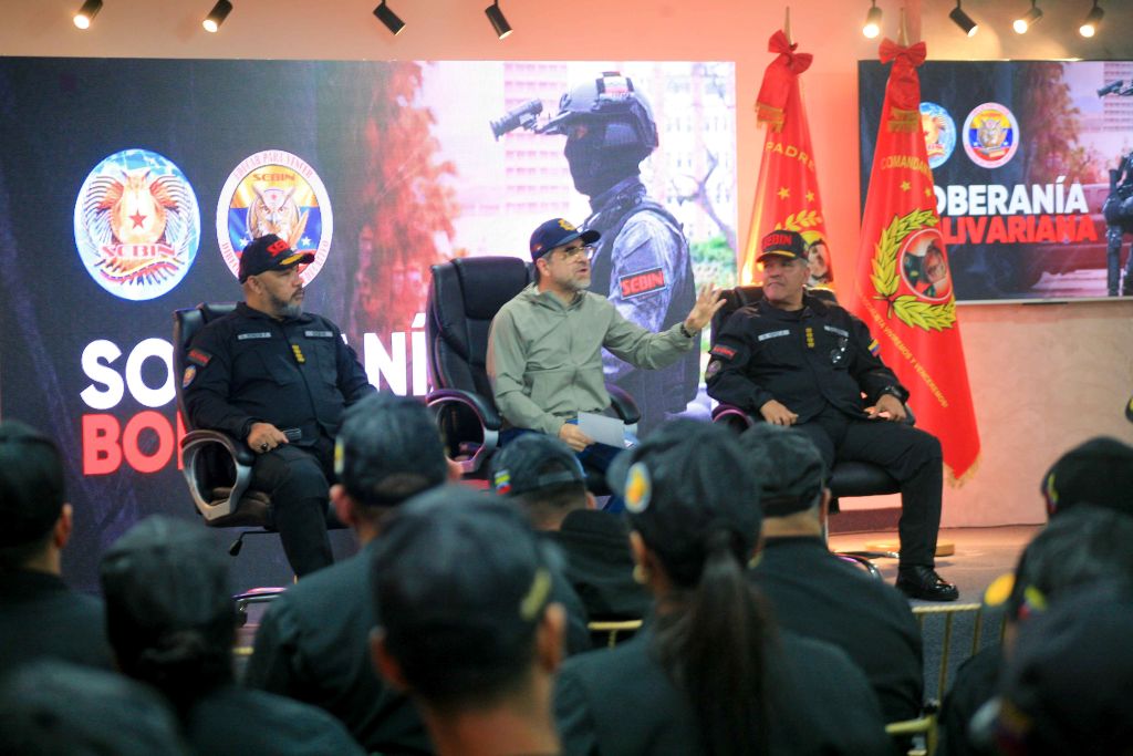 Capacitan a funcionarios del Sebin - Agencia Carabobeña de Noticias