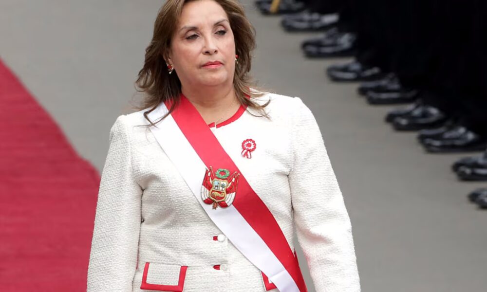 Destituyen a presidenta de Perú Dina Boluarte - Agencia Carabobeña de Noticias