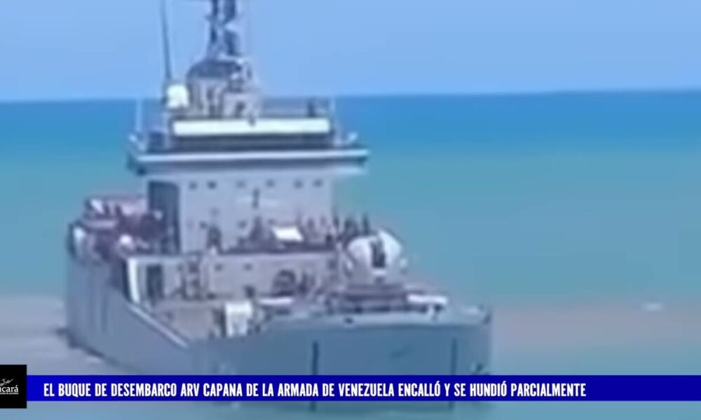 Encalló buque de desembarco de Armada - Agencia Carabobeña de Noticias