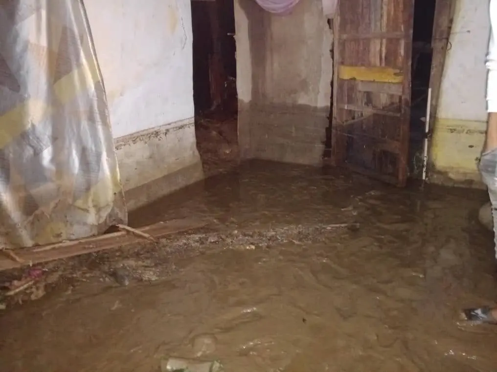 Fuertes lluvias azotan la Gran Valencia - Agencia Carabobeña de Noticias