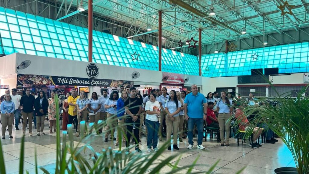 Imagen del Arcángel San Rafael en San Diego - Agencia Carabobeña de Noticias