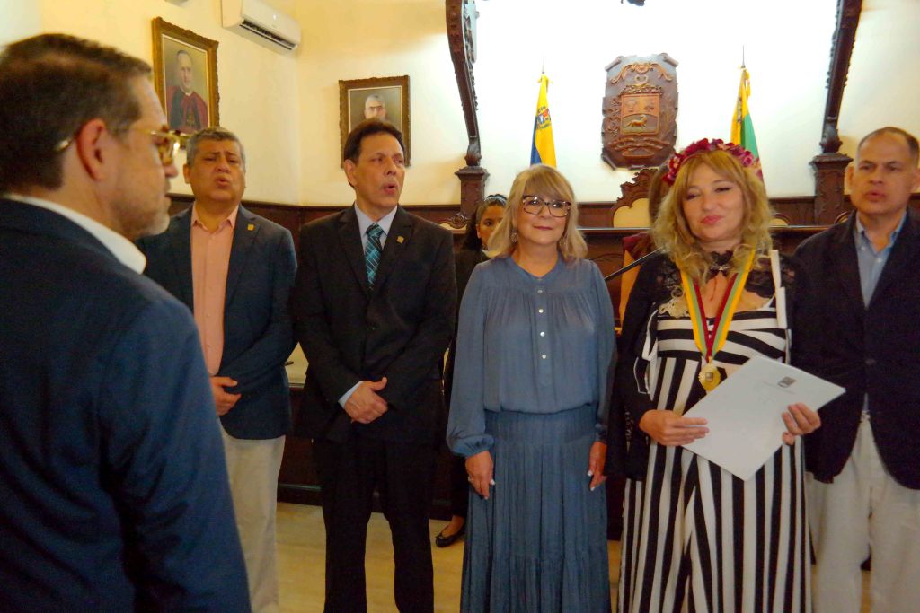 Lacava acompañó Gala de Instalación de 22º edición de la Filuc - Agencia Carabobeña de Noticas