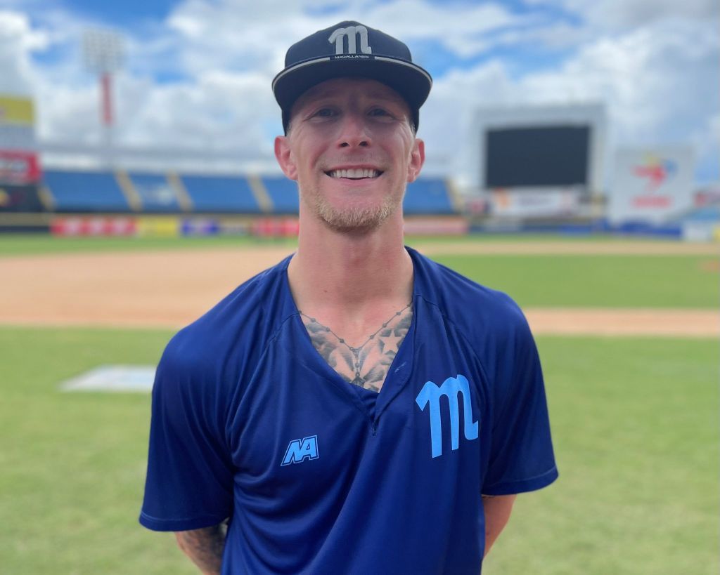 Magallanes recibe primero importados - Agencia Carabobeña de Noticias