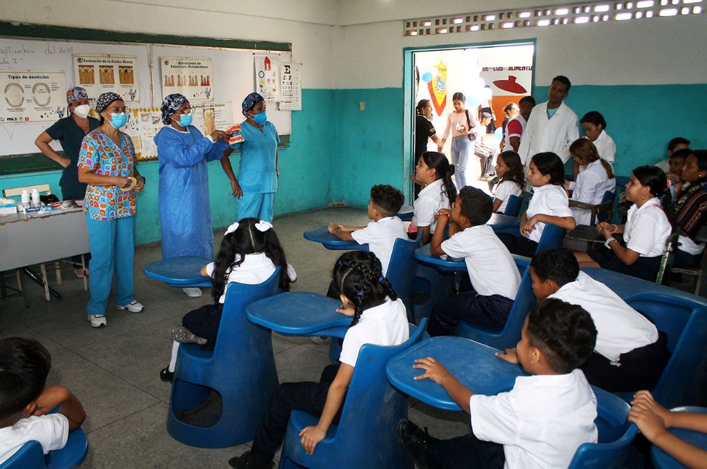Plan Salud va a la Escuela en U.E. Ruíz Pineda I - Agencia Carabobeña de Noticias