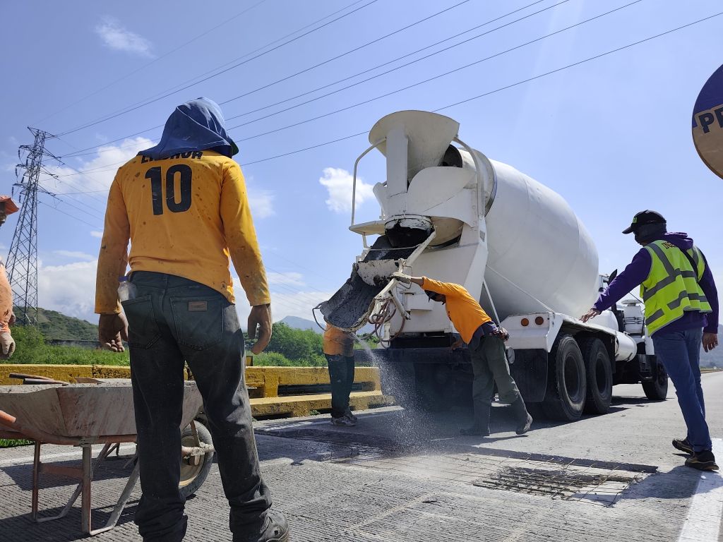 Trabajos de rehabilitación del viaducto la Cabrera - Agencia Carabobeña de Noticias