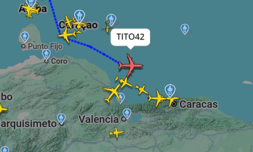 Bombarderos estadounidenses cerca de Falcón - Agencia Carabobeña de Noticias
