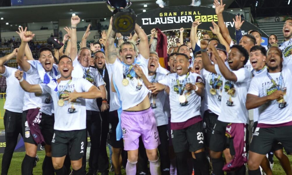 Carabobo FC a 180 minutos de su primera corona - Agencia Carabobeña de Noticias