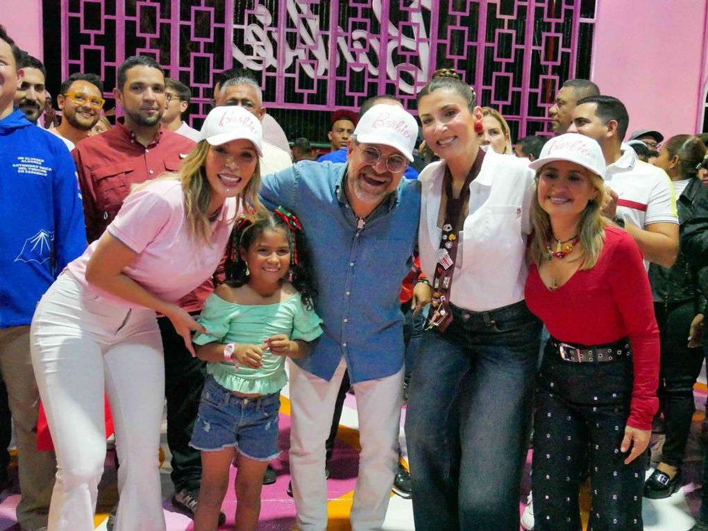 Encendida la Navidad en Draculandia - Agencia Carabobeña de Noticias