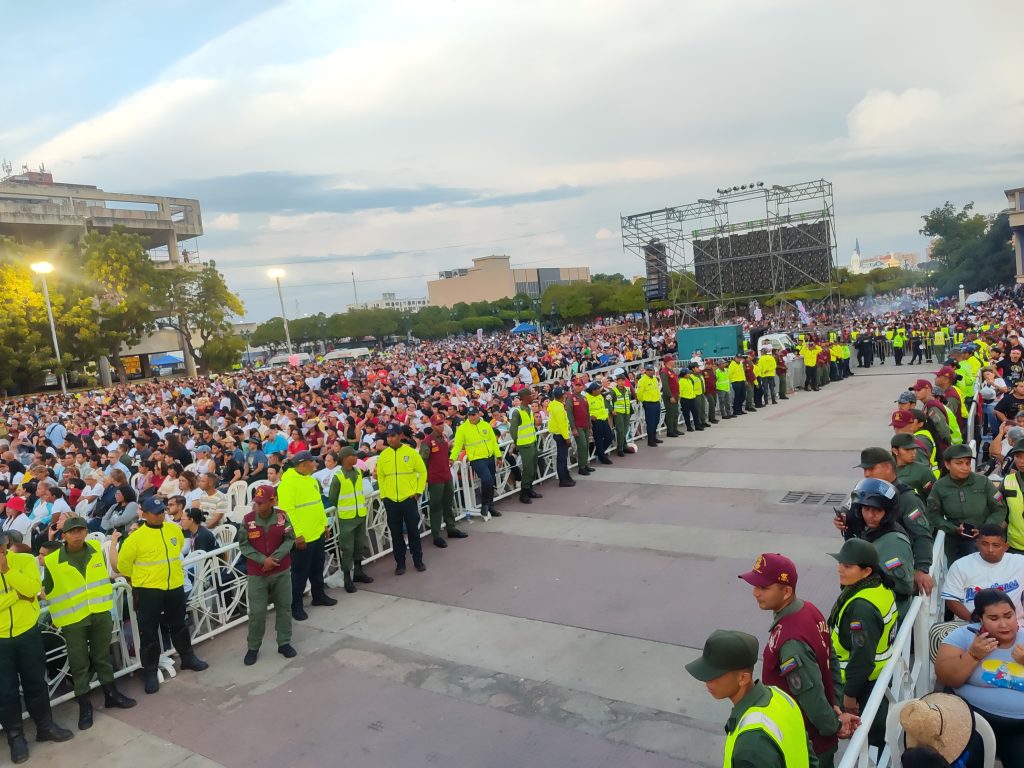 Maracaibo celebra La Chinita - Agencia Carabobeña de Noticias