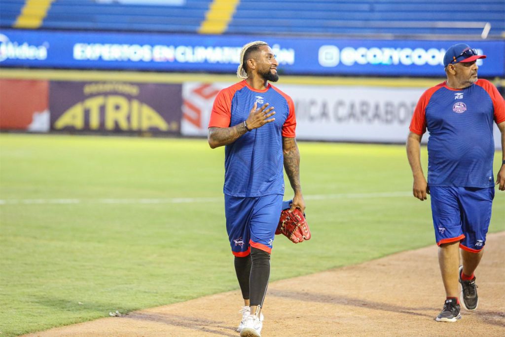 Marineros de Carabobo recibe a dos peloteros - Agencia Carabobeña de Noticias