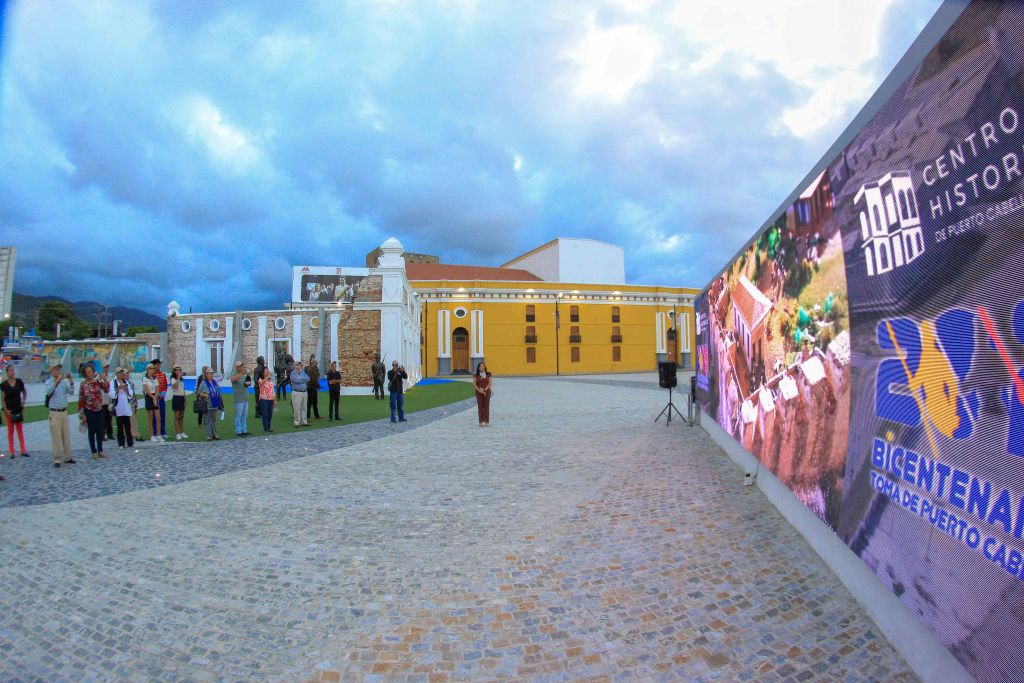 Nuevos tótems informativos en Centro Histórico de Puerto Cabello - Agencia Carabobeña de Noticias