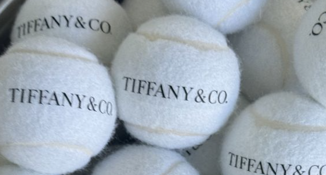 Port de Bras Tiffany & Co.