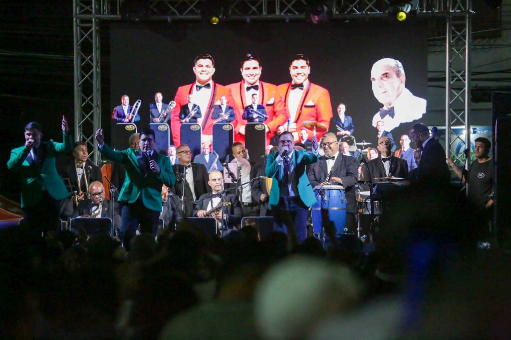 A recibir Año Nuevo en Puerto Cabello - Agencia Carabobeña de Noticias