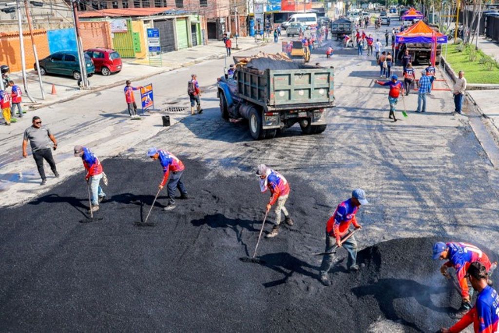 Colocadas más de 1200 toneladas de asfalto en Naguanagua - Agencia Carabobeña de Noticias