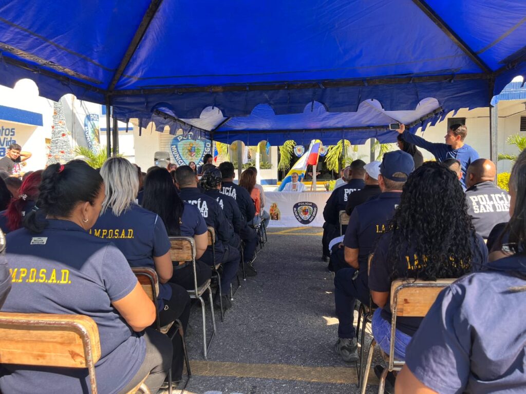 Develan imagen de Virgen del Carmen en Policía de San Diego - Agencia Carabobeña de Noticias