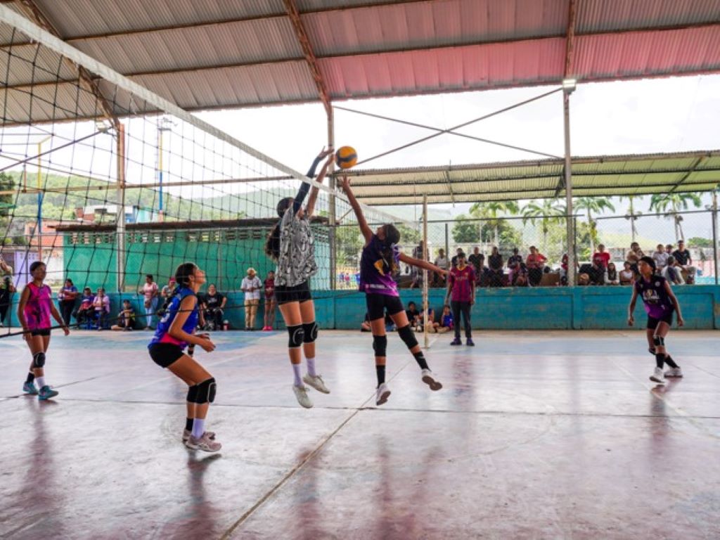 Elizabeth Niño impulsa masificación deportiva - Agencia Carabobeña de Noticias
