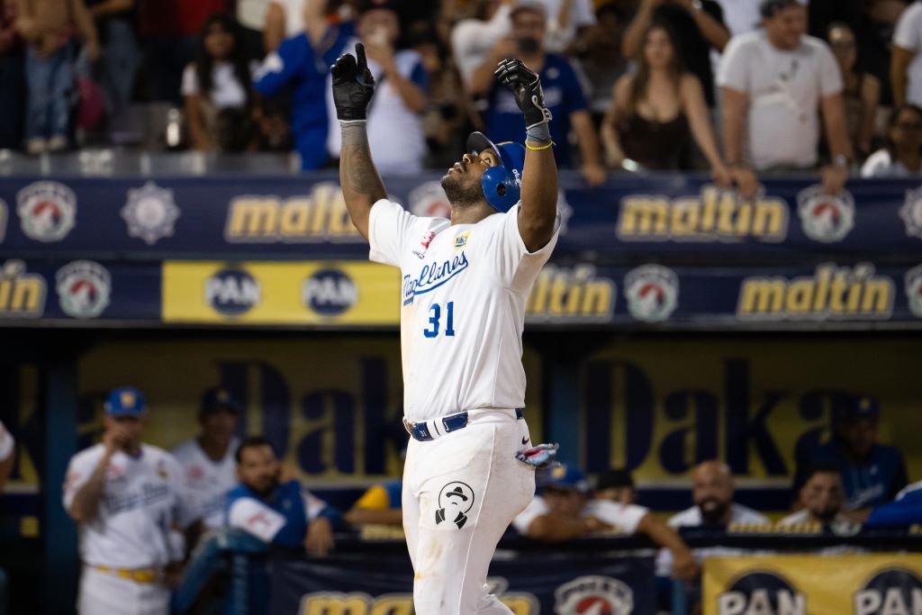 Magallanes le ganó serie al Caracas - Agencia Carabobeña de Noticias