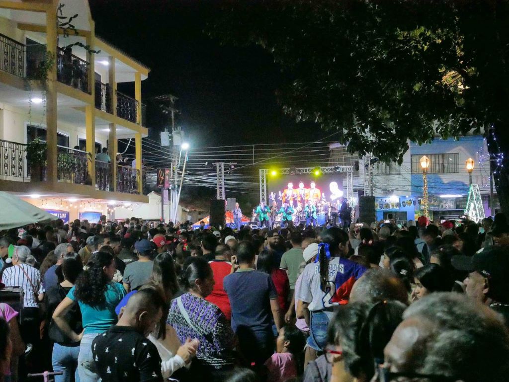 Navidad en Naguanagua - Agencia Carabobeña de Noticias