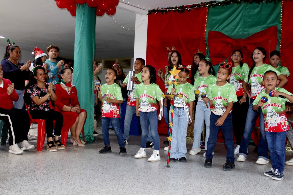 Personal de Insalud celebró misa - Agencia Carabobeña de Noticias