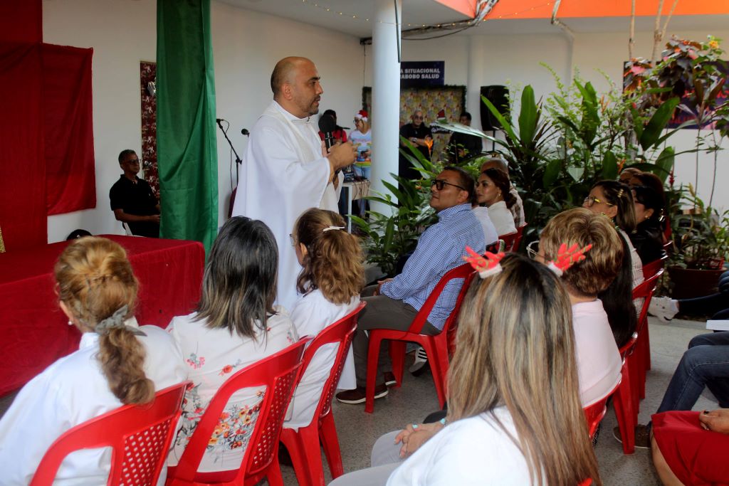 Personal de Insalud celebró misa - Agencia Carabobeña de Noticias