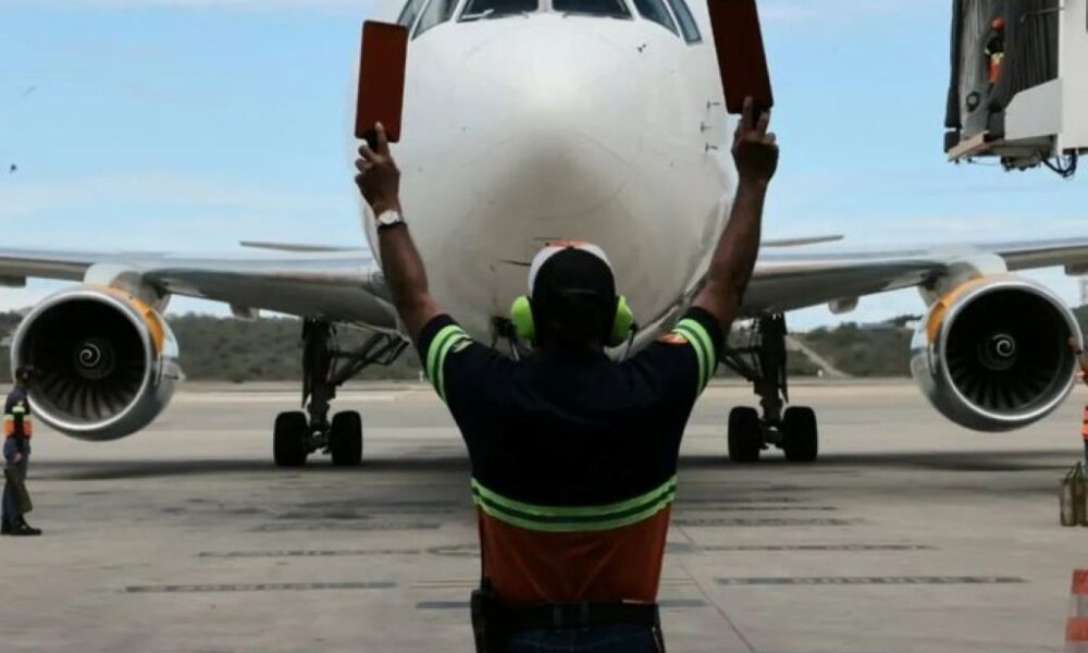 Suspendidas licencias a aerolíneas españolas - Agencia Carabobeña de Noticias
