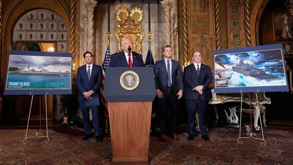 Trump anunció construcción de buques de guerra - Agencia Carabobeña de Noticias