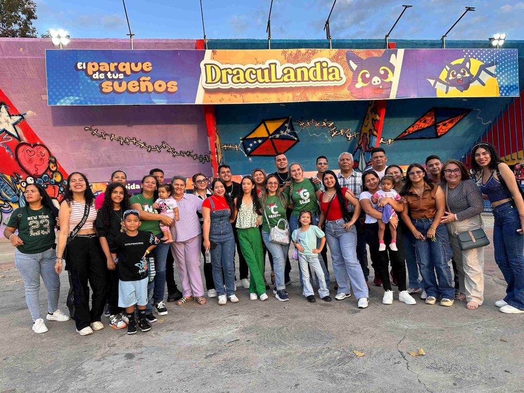 Turistas de todo el país disfrutaron del Parque Draculandia - Agencia Carabobeña de Noticias