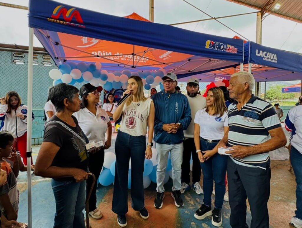 Vecinos de La Cidra beneficiados con entrega de medicamentos - Agencia Carabobeña de Noticias