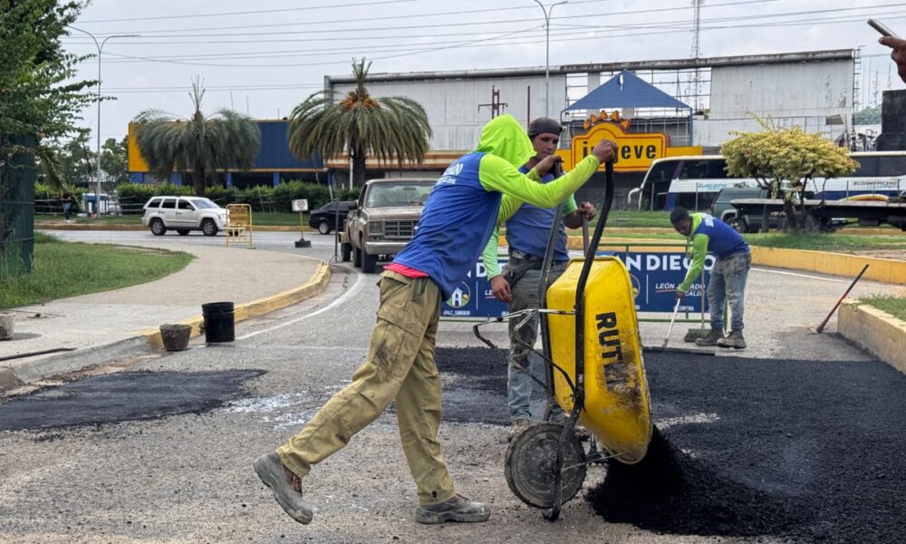 Vialsandi consolida un año de obras - Agencia Carabobeña de Noticias