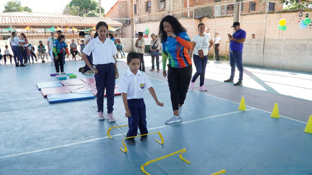 programa Héroes con Condición en Montalbán - Agencia Carabobeña de Noticias