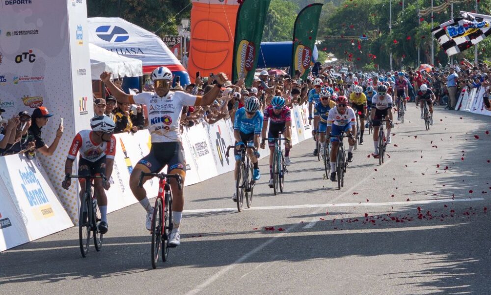 Arlex Méndez ganó primera etapa de la Vuelta - Agencia Carabobeña de Noticias