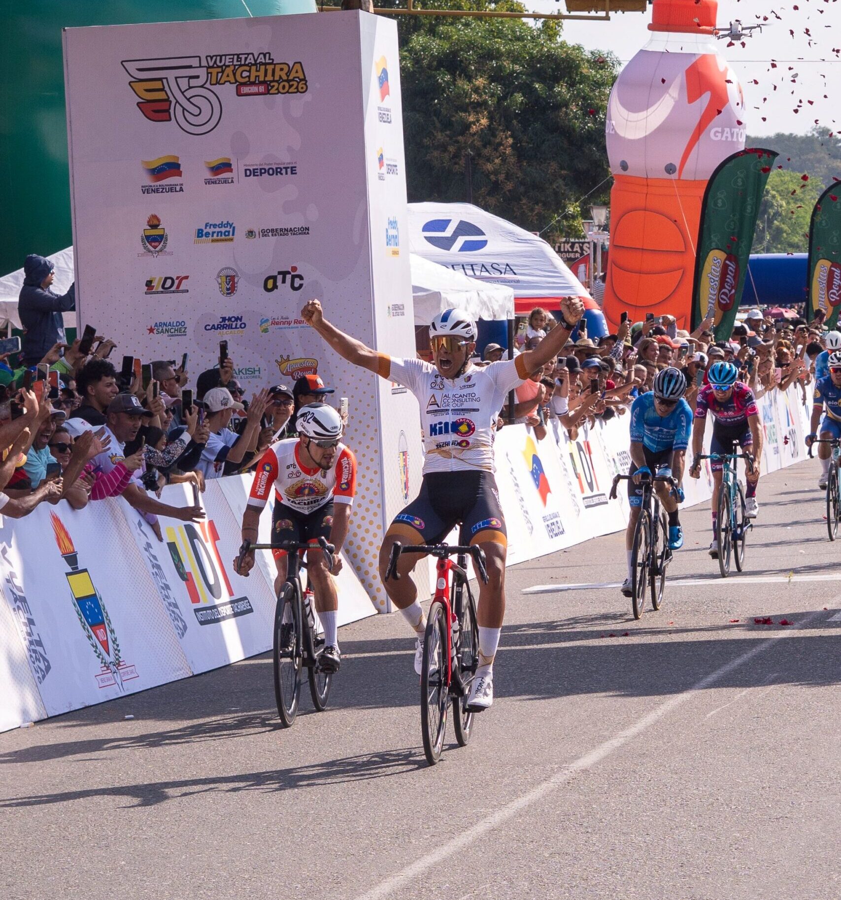 Arlex Méndez ganó primera etapa de la Vuelta - Agencia Carabobeña de Noticias