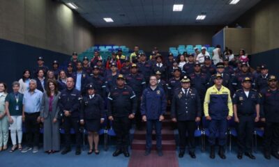 Ascienden a personal del Cuerpo de Bomberos de San Diego - Agencia Carabobeña de Noticias