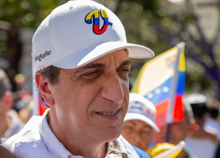 Biagio Pilieri prohibido