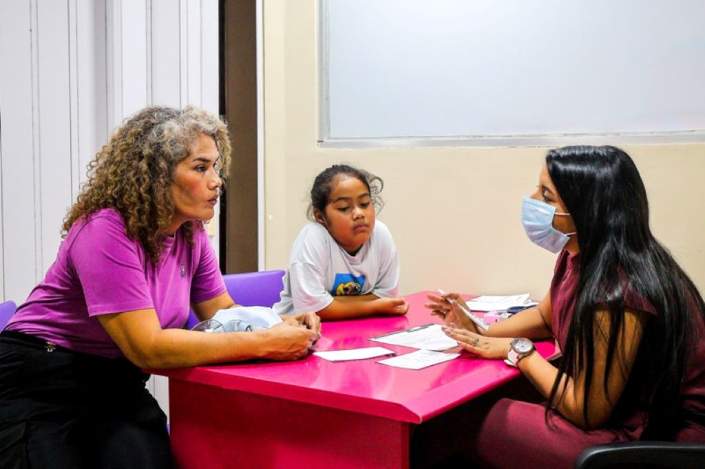 Elizabeth Niño reafirmó compromiso con sector salud - Agencia Carabobeña de Noticias
