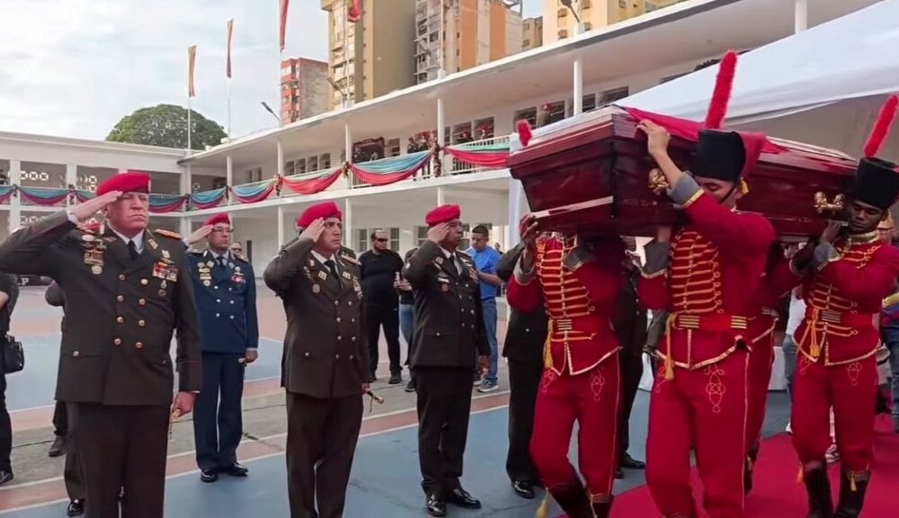 Homenaje a 24 soldados muertos en ataque de EEUU - Agencia Carabobeña de Noticias