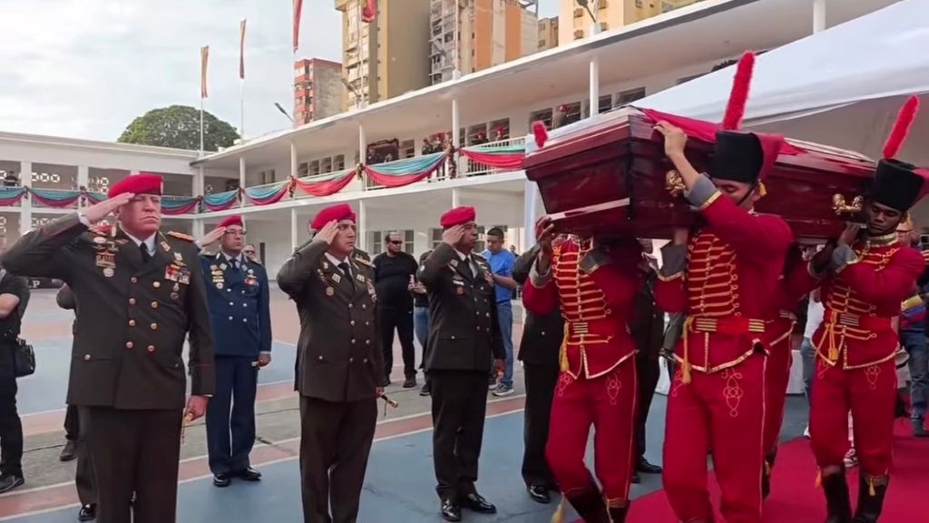 Homenaje a 24 soldados muertos en ataque de EEUU - Agencia Carabobeña de Noticias