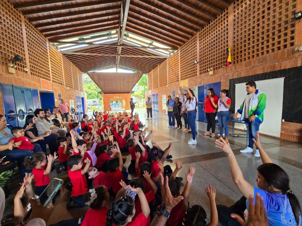 Más de mil plantas sembradas durante jornadas ecosocialistas - Agencia Carabobeña de Noticias