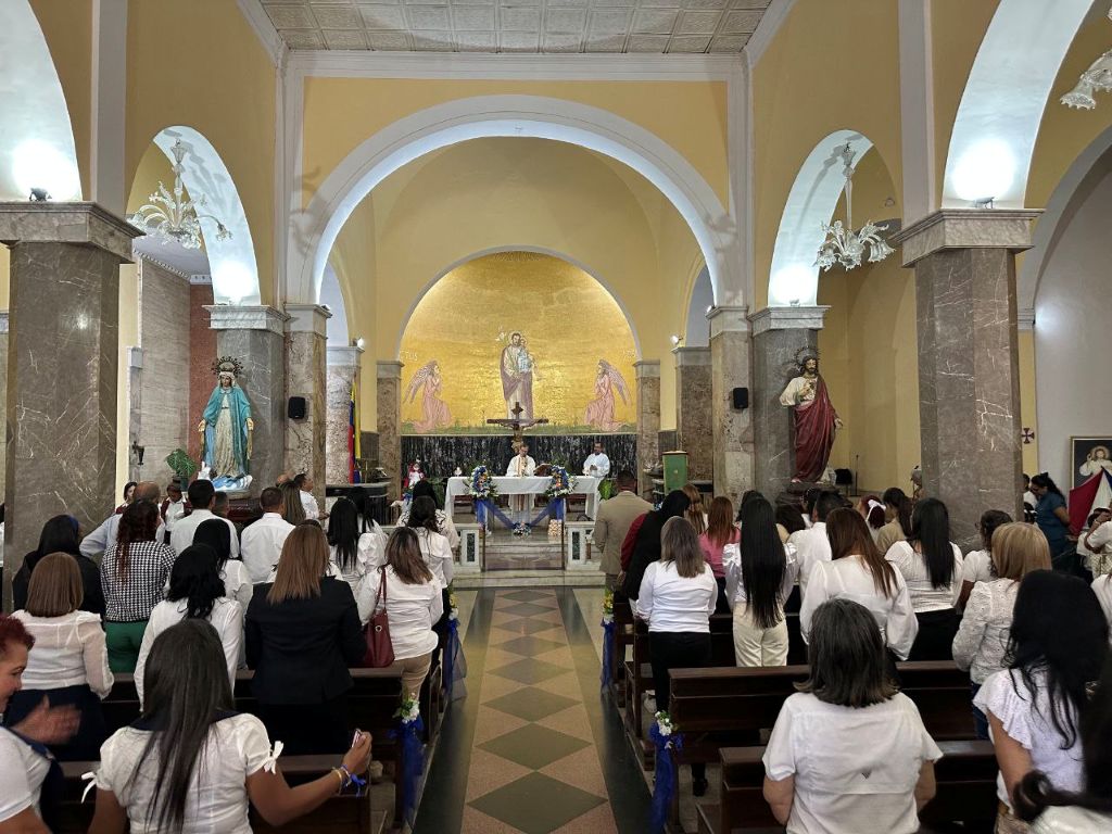Misa de Acción de Gracias por Día del Maestro - Agencia Carabobeña de Noticias