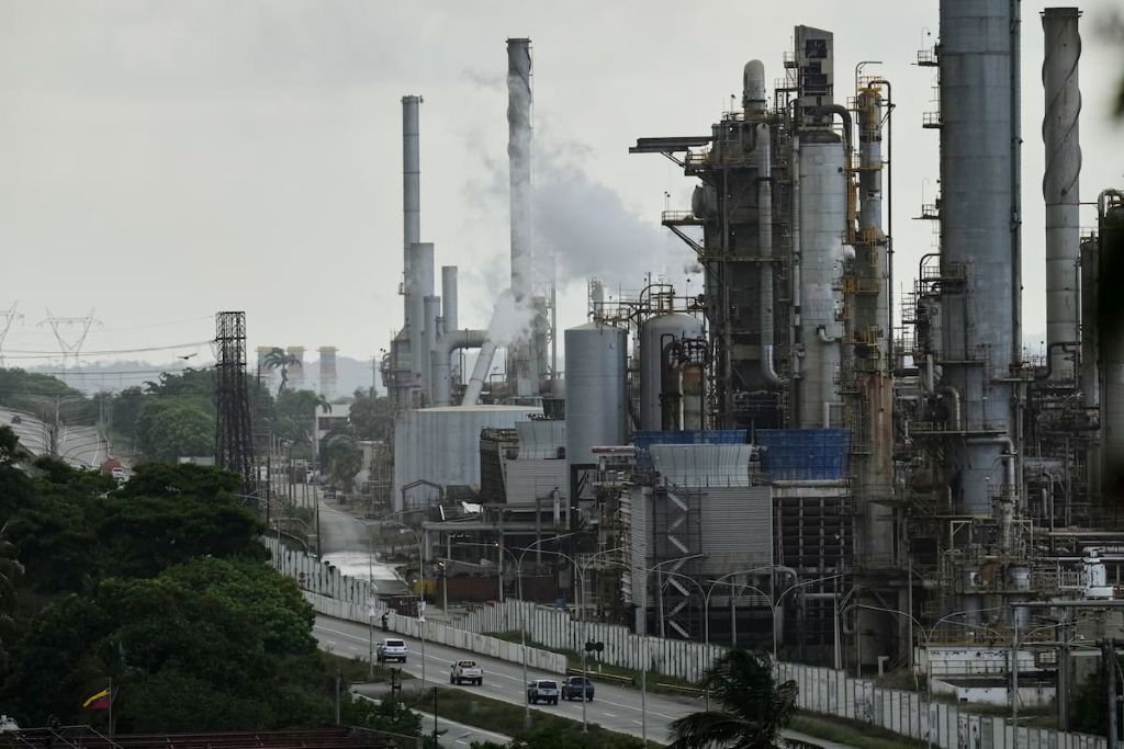 Trump se reunirá con petroleras - Agencia Carabobeña de Noticias