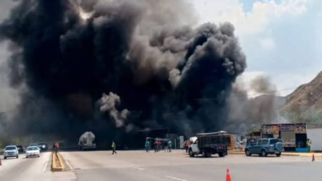 incendio en peaje de Naguanagua - Agencia Carabobeña de Noticias