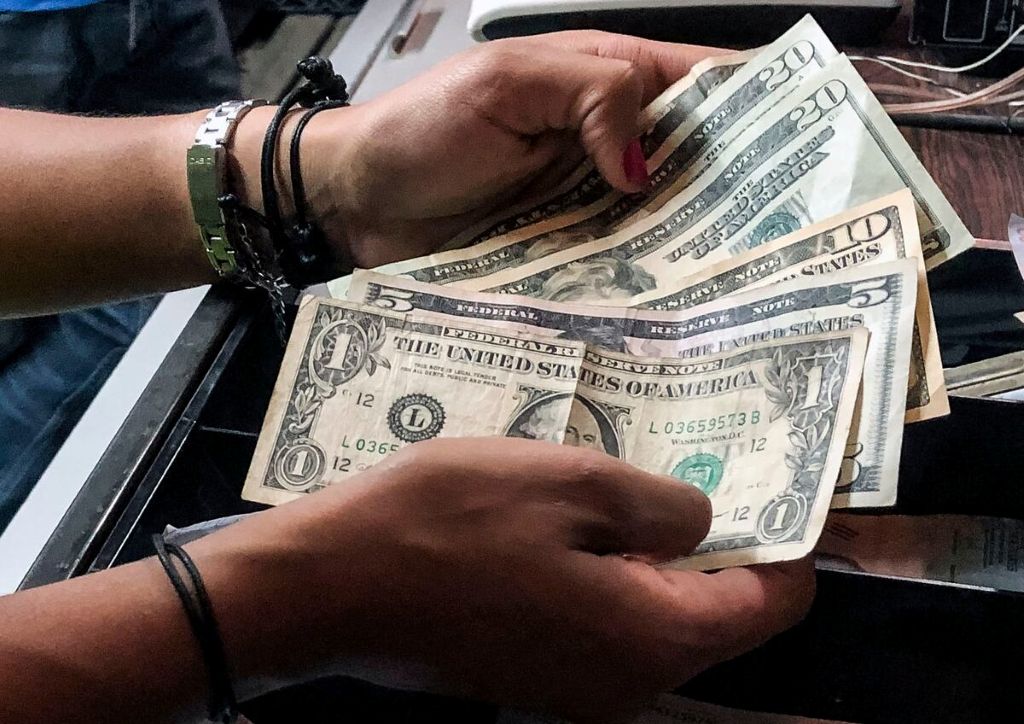 precio del dólar del 26 de enero - Agencia Carabobeña de Noticias
