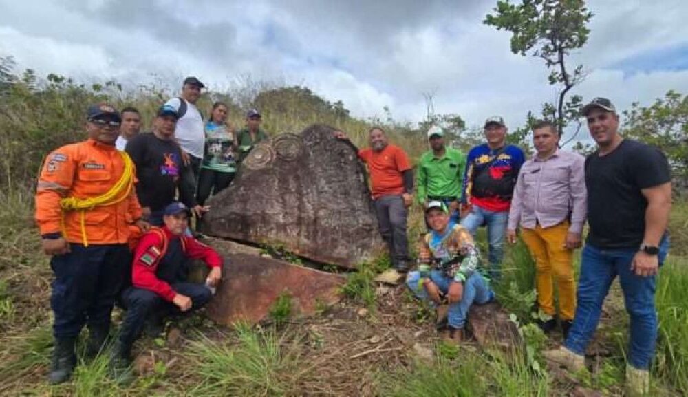 Encuentran nuevos petroglifos ancestrales - Agencia Carabobeña de Noticias