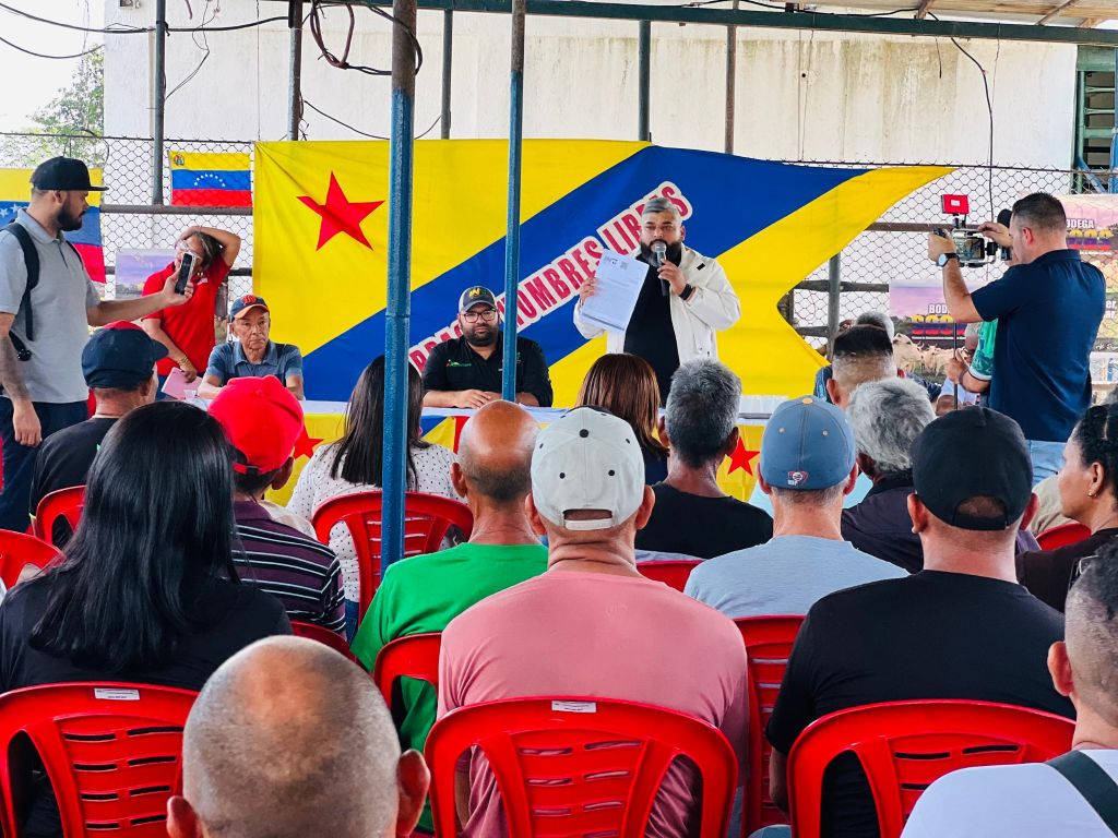 Entrega de más de 120 títulos de tierras en Carlos Arvelo - Agencia Carabobeña de Noticias