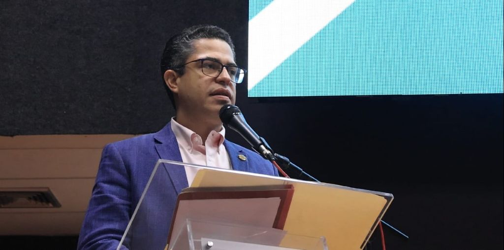 Entregan certificados a 70 graduandos - Agencia Carabobeña de Noticias