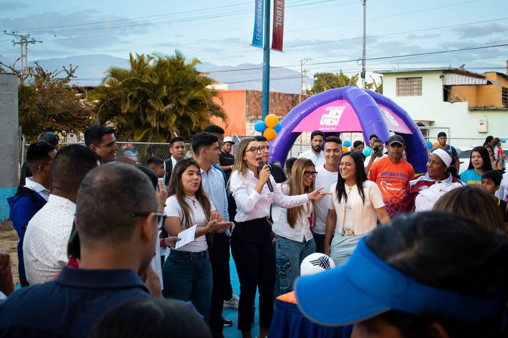Entregan rehabilitada cancha deportiva de Capremco - Agencia Carabobeña de Noticias