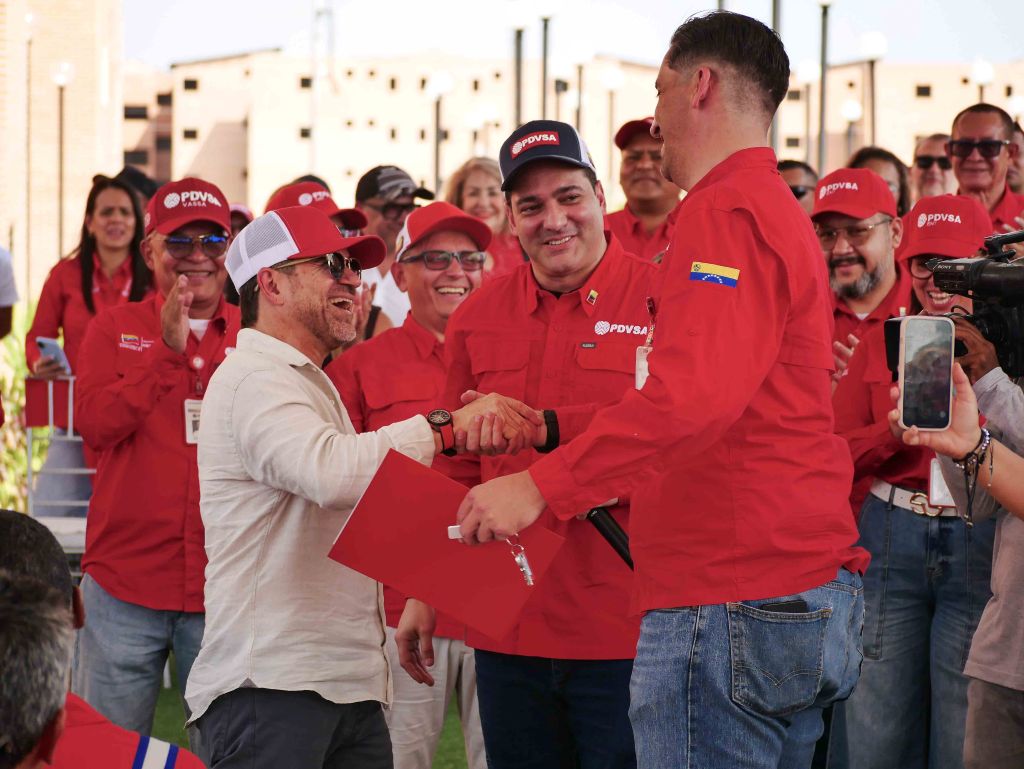 Gobierno Nacional entregó más de 300 apartamentos en Los Guayos - Agencia Carabobeña de Noticias
